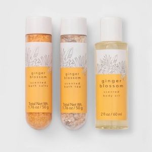 Sanctuary Revitalize Bath and Body Set